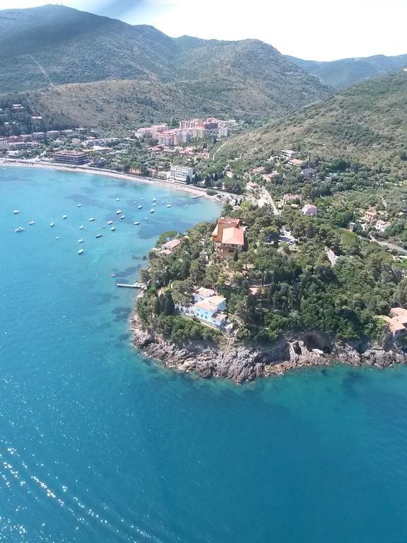 Albergo Filippo II Порто Санто Стефано Екстериор снимка